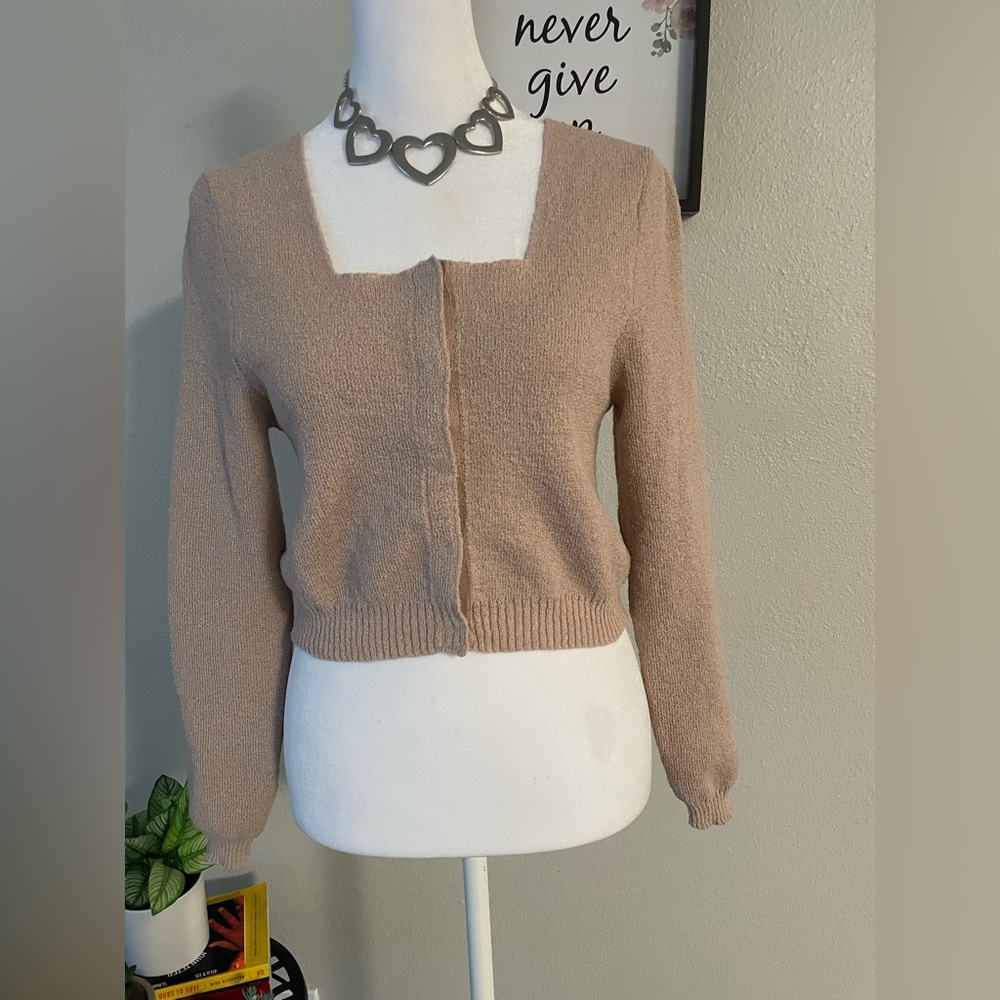 Cotton On Women’s Snap On Crop Sweater in Beige -Sz S - Picture 1 of 10